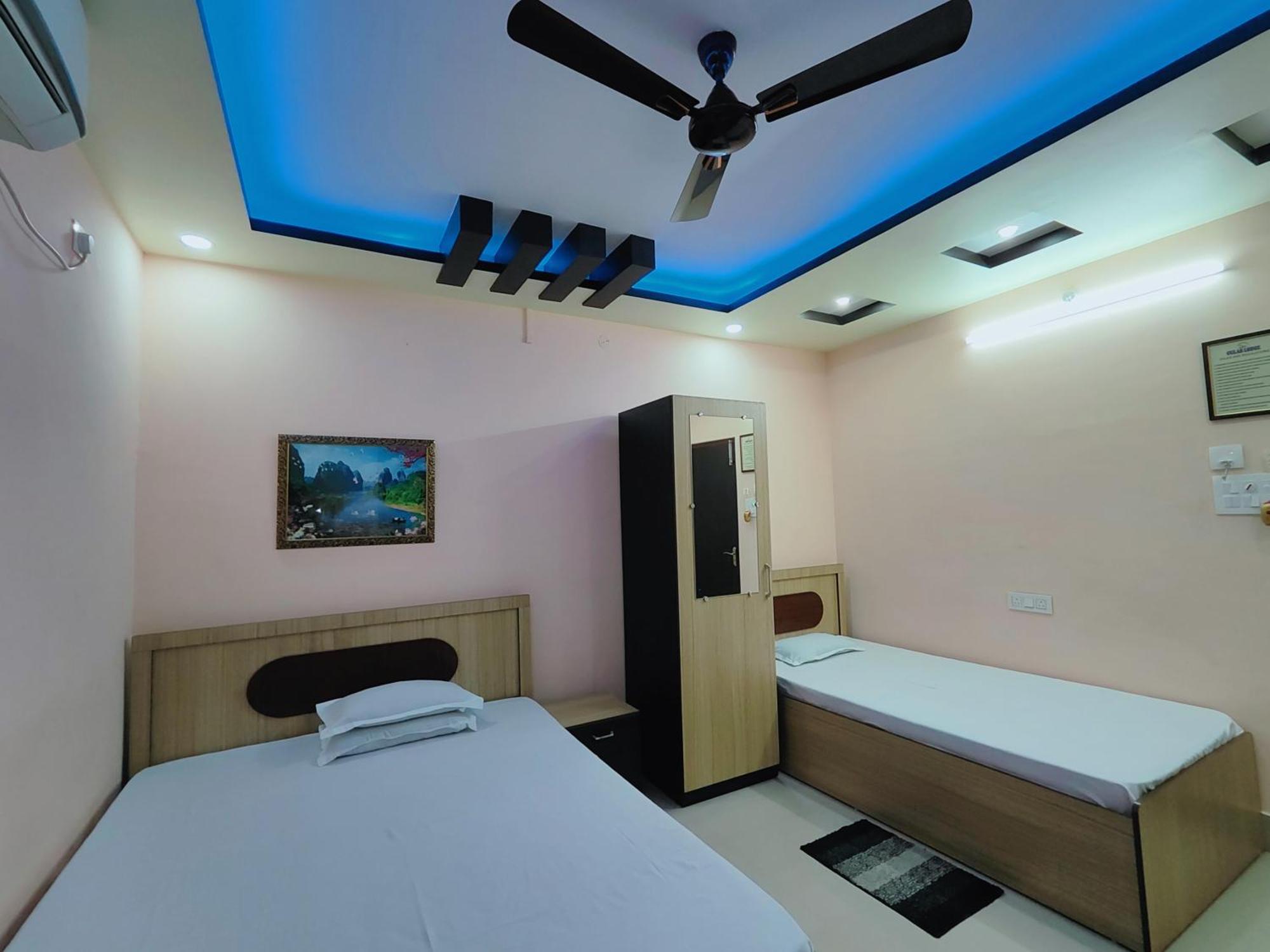 Gulab Lodge สิริกุรี ภายนอก รูปภาพ